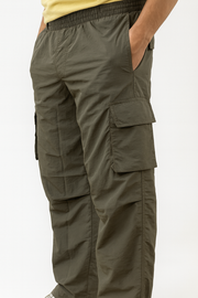 PARACHUTE CRINCKLE NYLON CARGO TROUSER